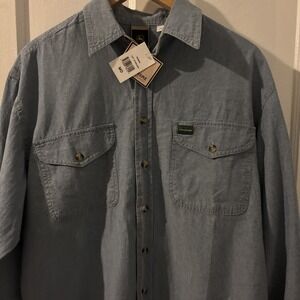 John Deere Long Sleeved Men's Classic Chambray Work Shirt, Size Medium